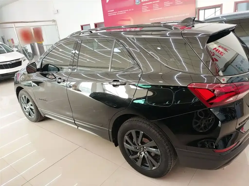 Chevrolet Equinox 2022 из CN, фото 2