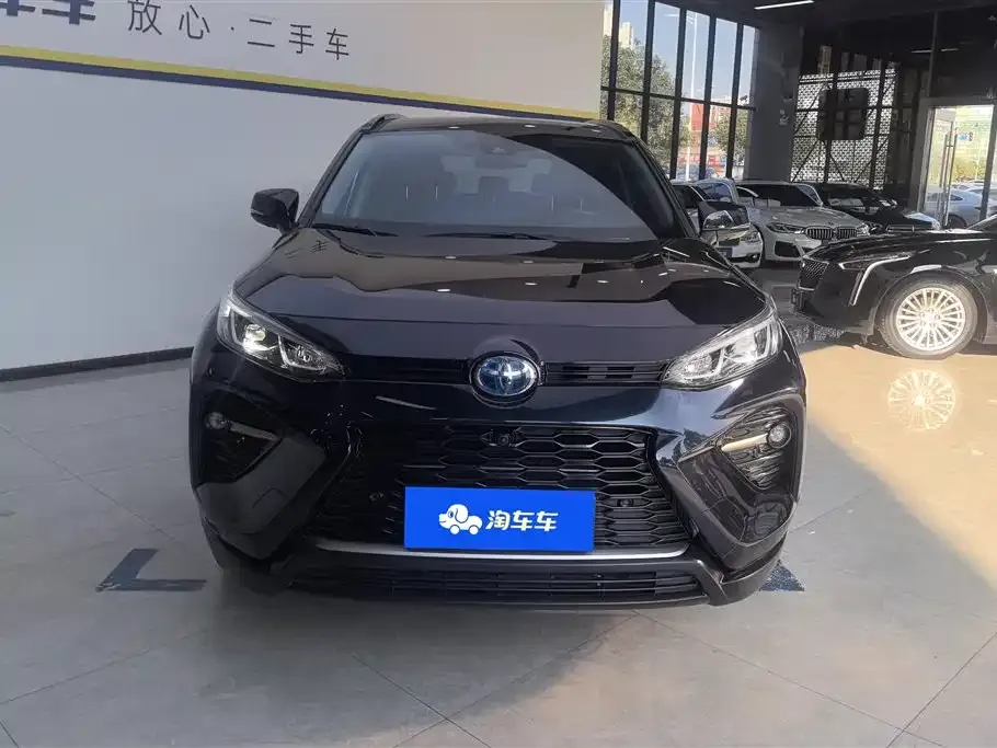 Toyota Wildlander 2023 из CN, фото 5