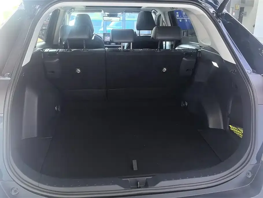 Toyota Wildlander 2023 из CN, фото 2