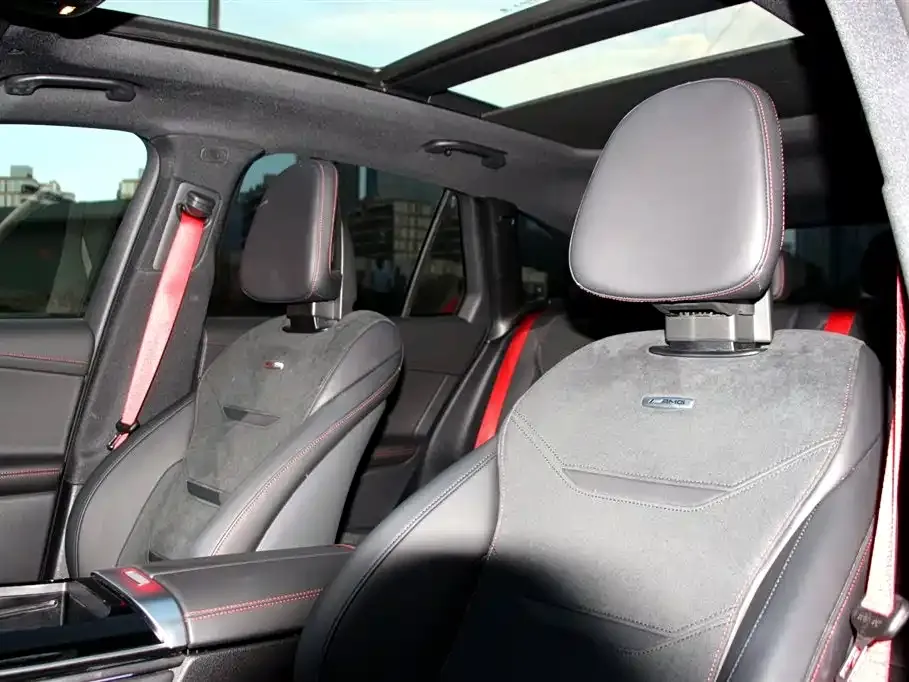 Mercedes-Benz GLC AMG 2025 из CN, фото 2