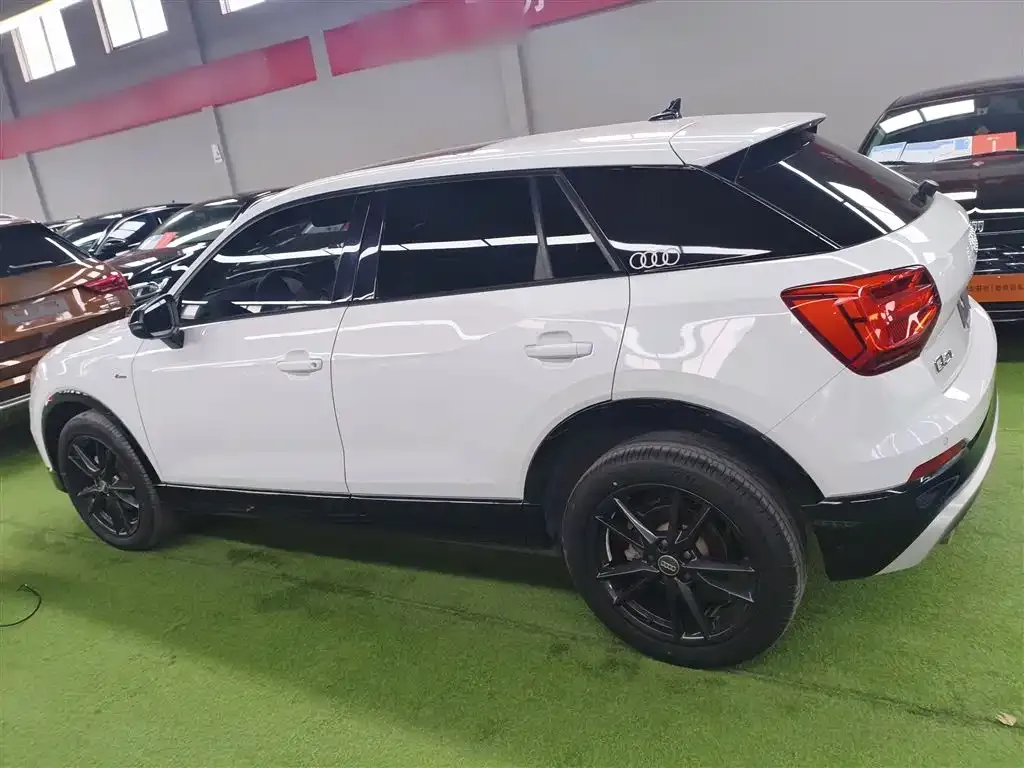 Audi Q2L 2021 из CN, фото 2
