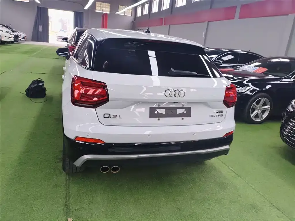 Audi Q2L 2021 из CN, фото 8
