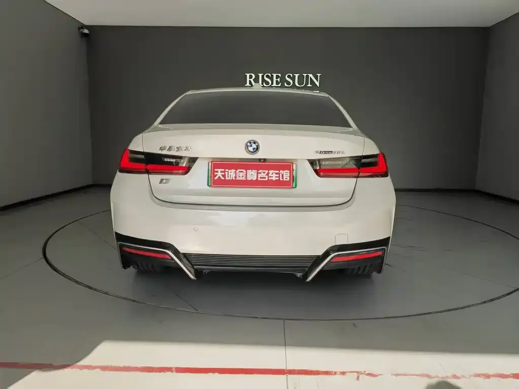BMW i3 2022 из CN, фото 2