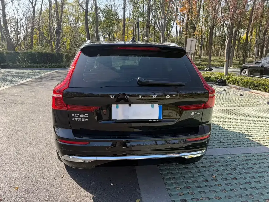 Volvo XC60 2025 из CN, фото 3