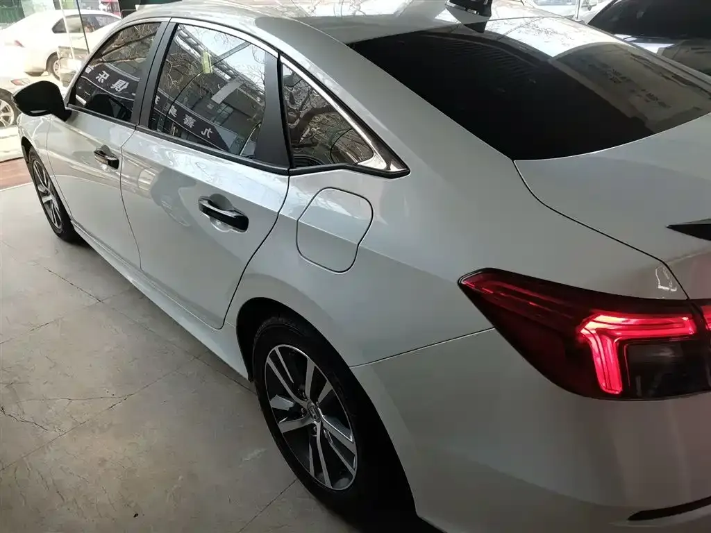 Honda Civic 2023 из CN, фото 8