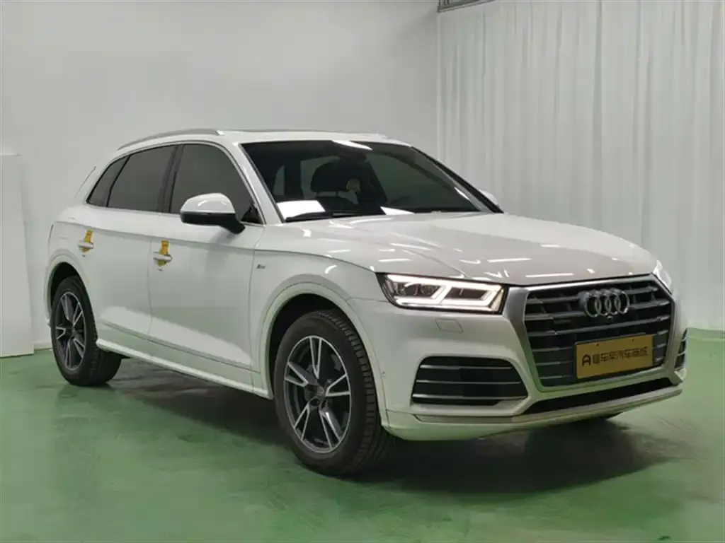 Audi Q5L 2021 из CN, фото 9