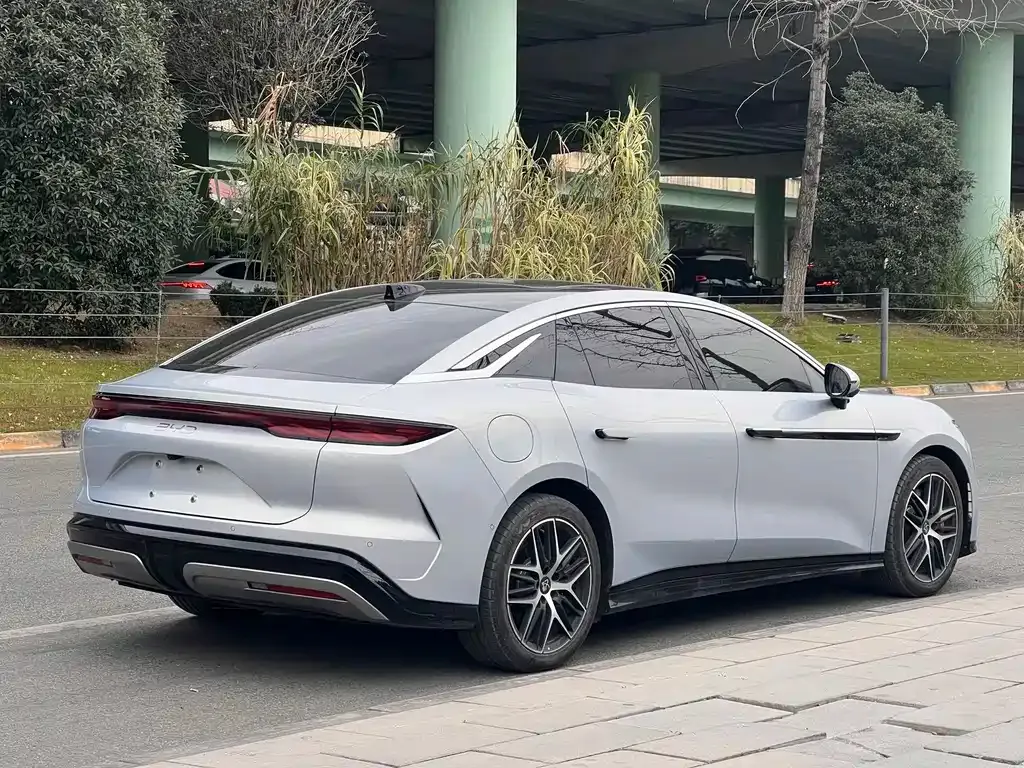 BYD Han L 2025 из CN, фото 5