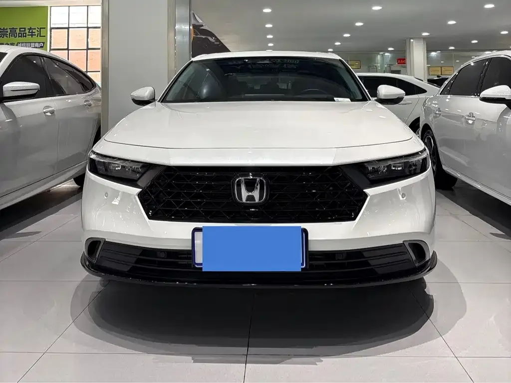 Honda Accord 2024 из CN, фото 2