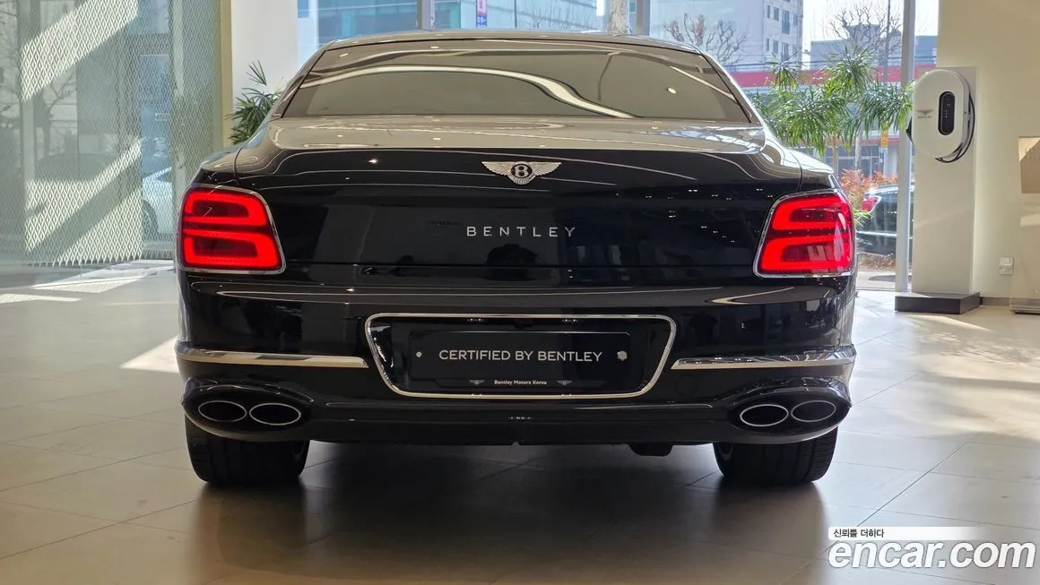 Bentley Flying Spur 2024 из KR, фото 8
