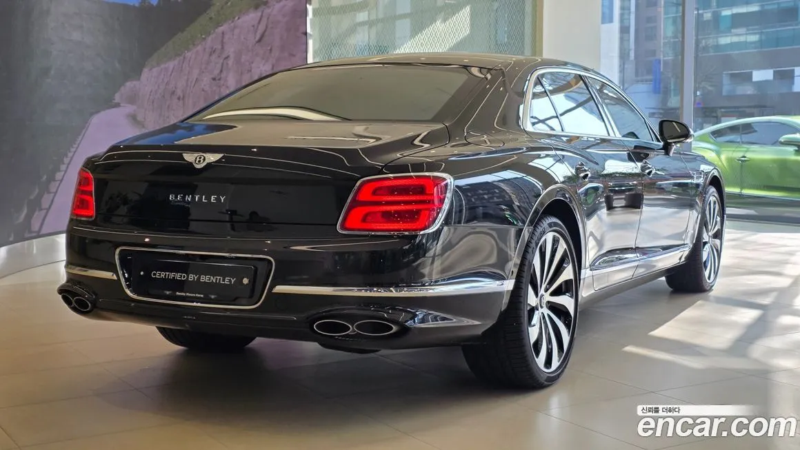 Bentley Flying Spur 2024 из KR, фото 4