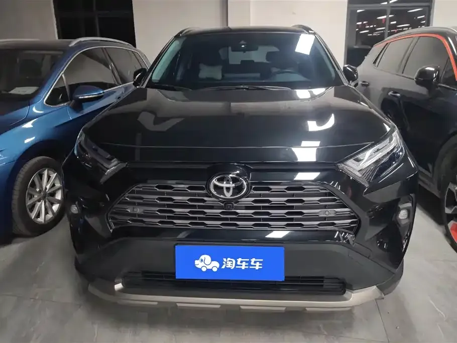 Toyota RAV4 2025 из CN, фото 5