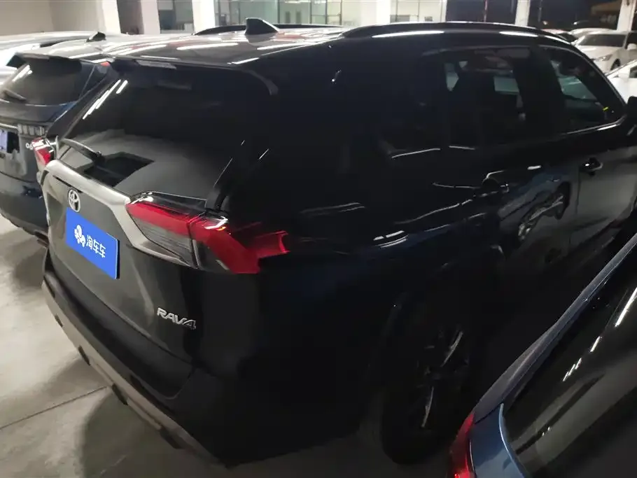 Toyota RAV4 2025 из CN, фото 4