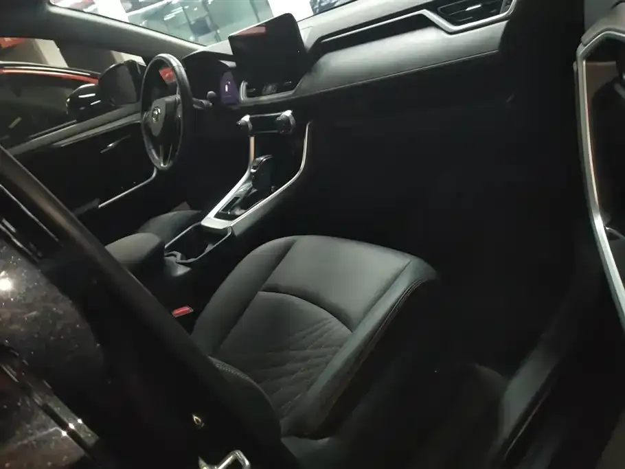 Toyota RAV4 2025 из CN, фото 10