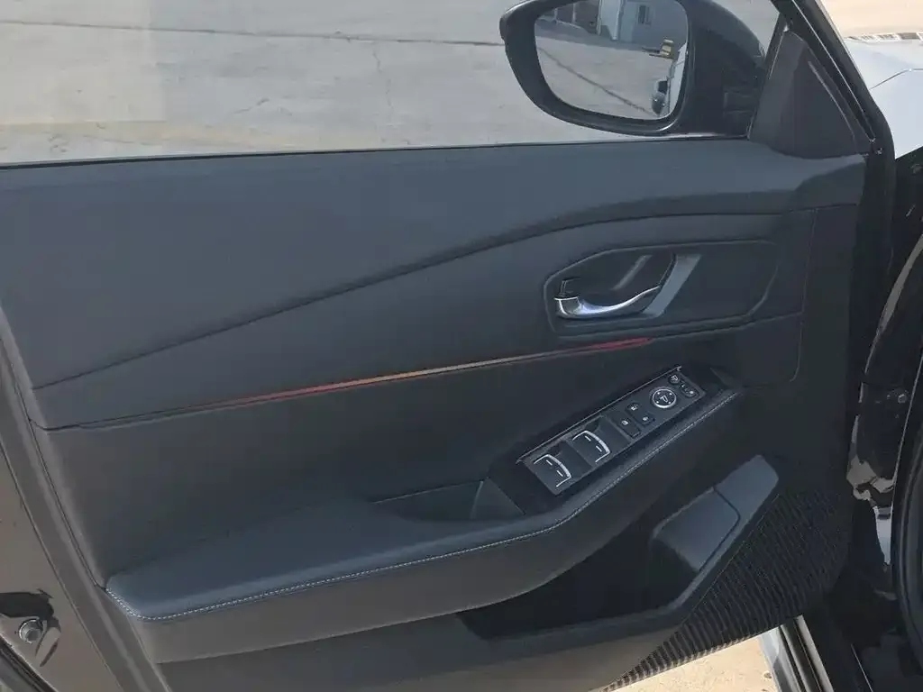 Honda Accord 2023 из CN, фото 2