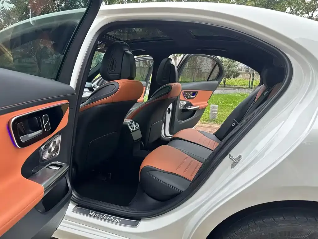 Mercedes-Benz C-Class 2024 из CN, фото 2