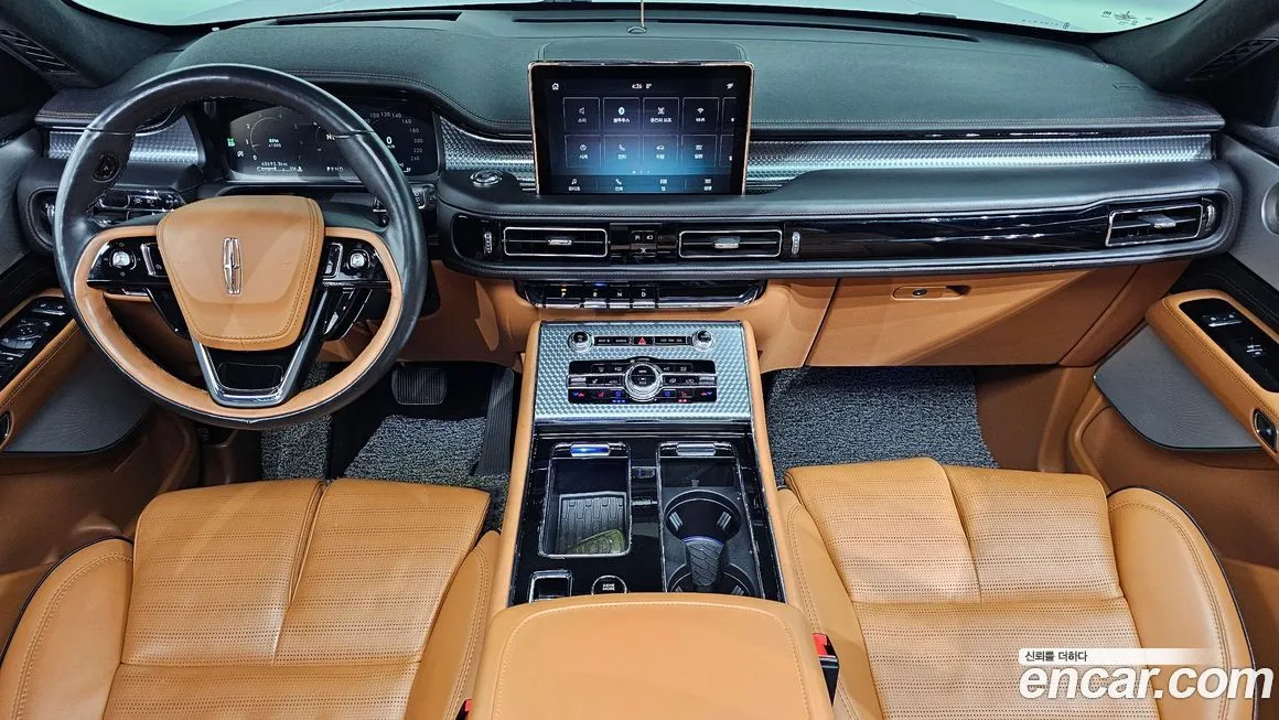 Lincoln Aviator — фото 8