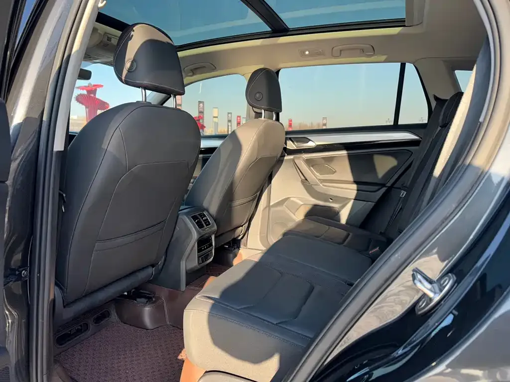 Volkswagen Tayron 2022 из CN, фото 10