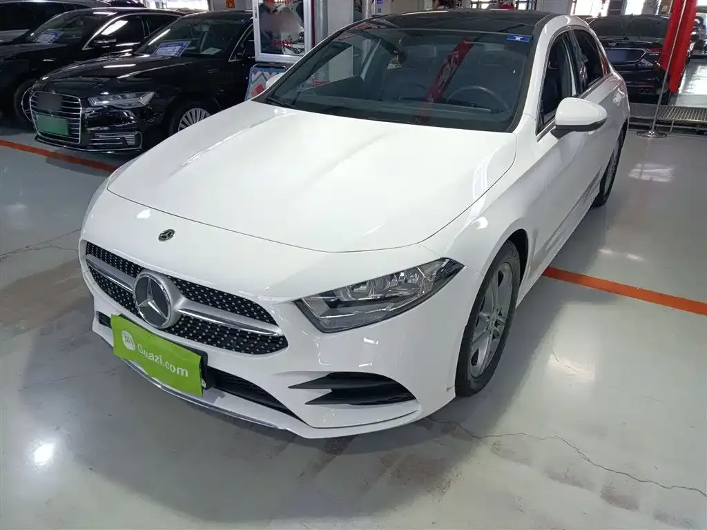 Mercedes-Benz A-Class 2023 из CN, фото 2