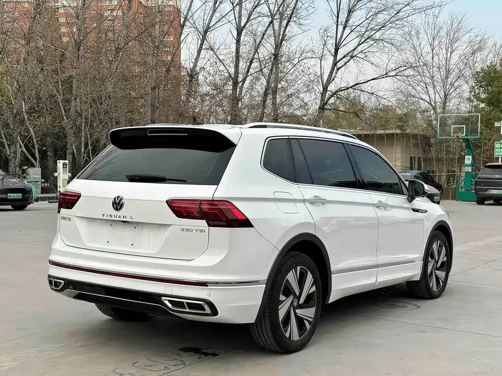 Volkswagen Tiguan L 2023 из CN, фото 6