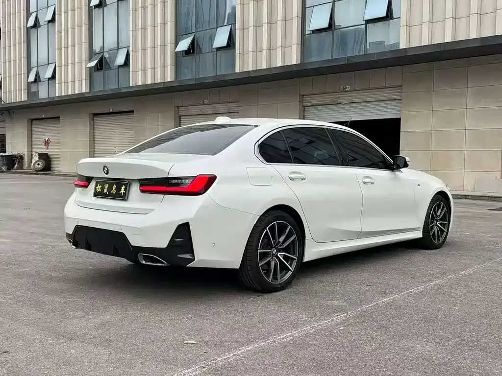 BMW 3 Series 2024 из CN, фото 4