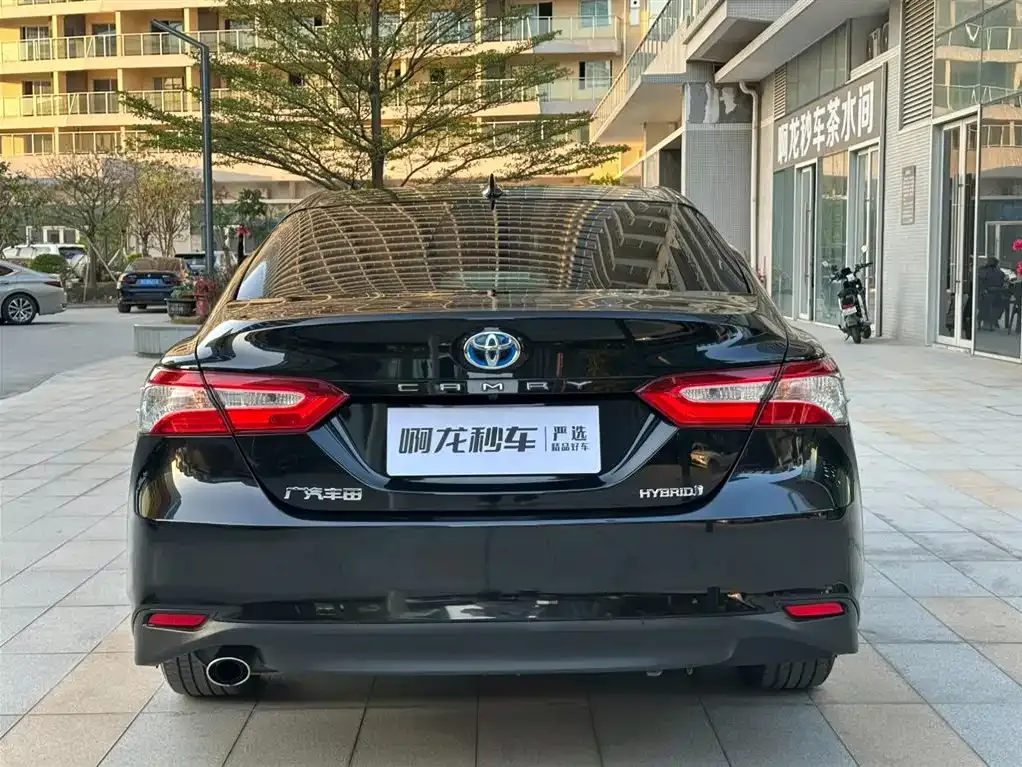 Toyota Camry 2023 из CN, фото 4