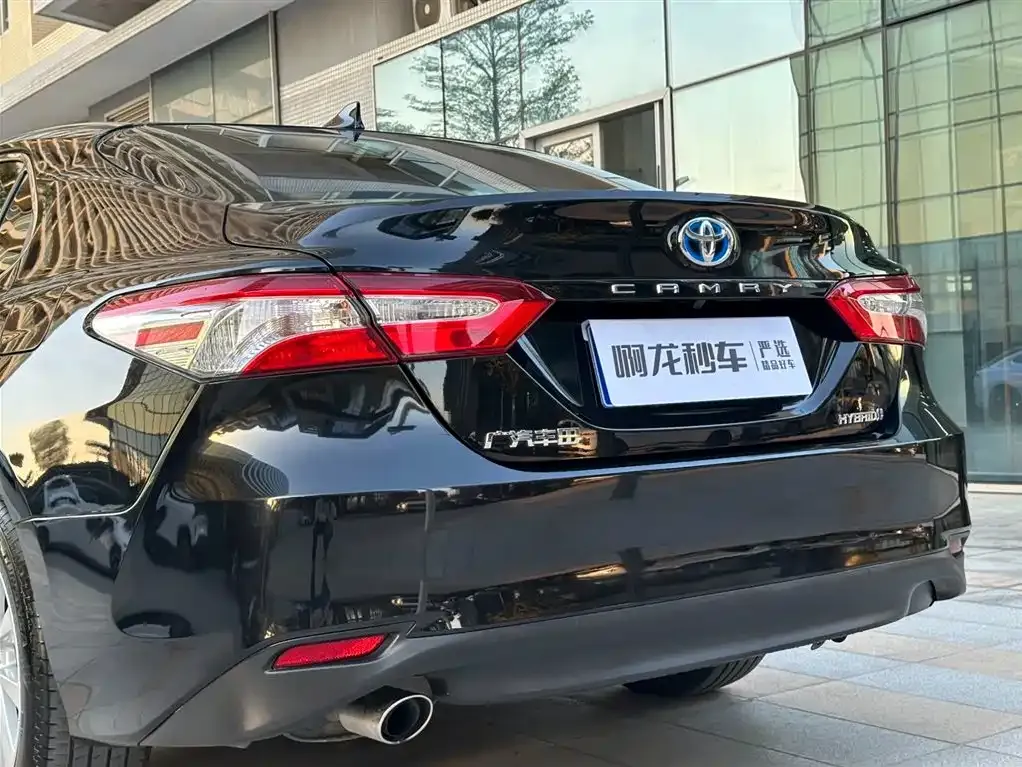 Toyota Camry 2023 из CN, фото 7