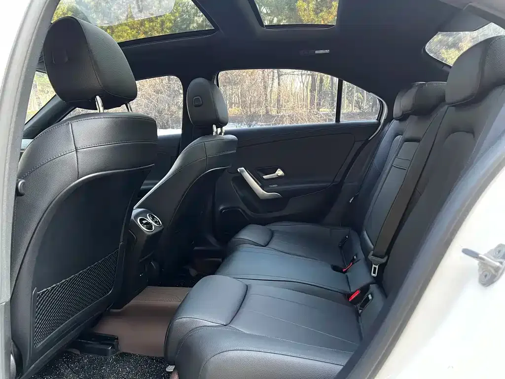 Mercedes-Benz A-Class 2021 из CN, фото 8
