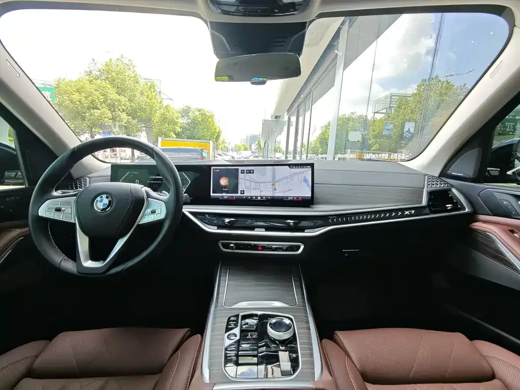 BMW X7 2024 из CN, фото 3