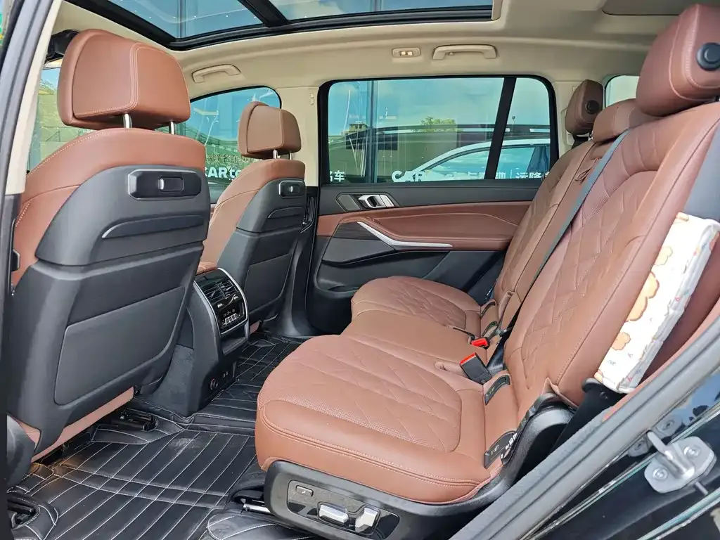 BMW X7 2024 из CN, фото 5