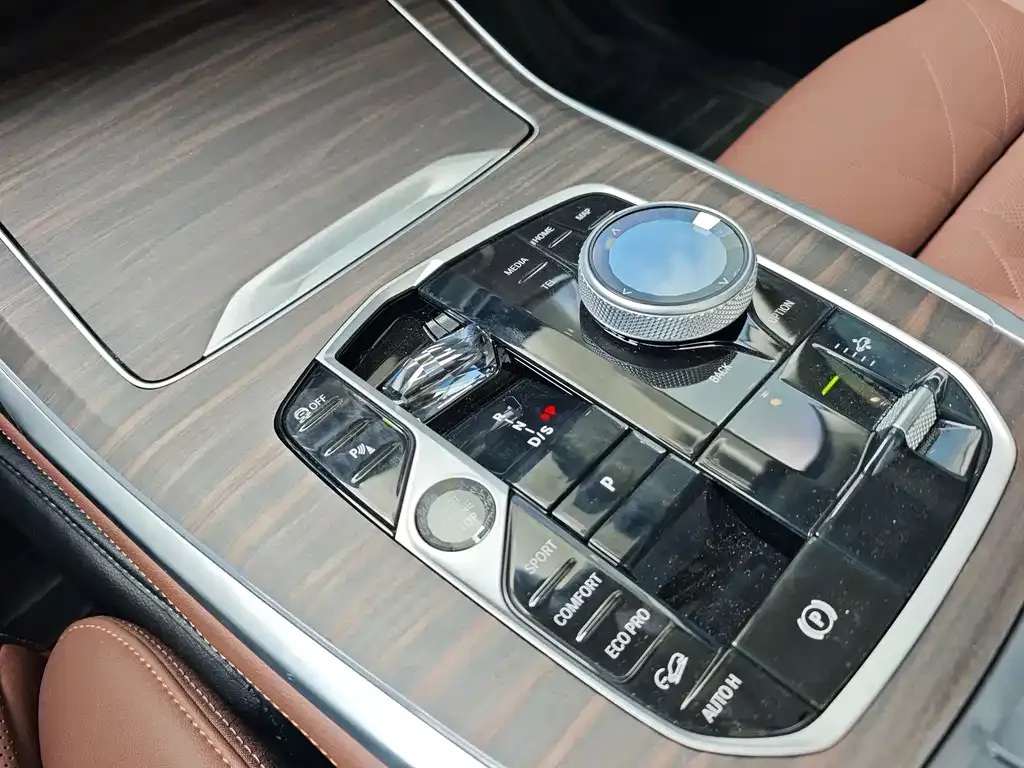 BMW X7 2024 из CN, фото 4