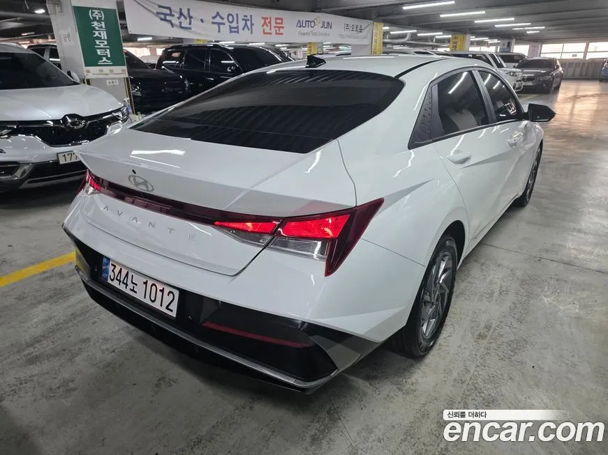 Hyundai AVANTE — фото 6