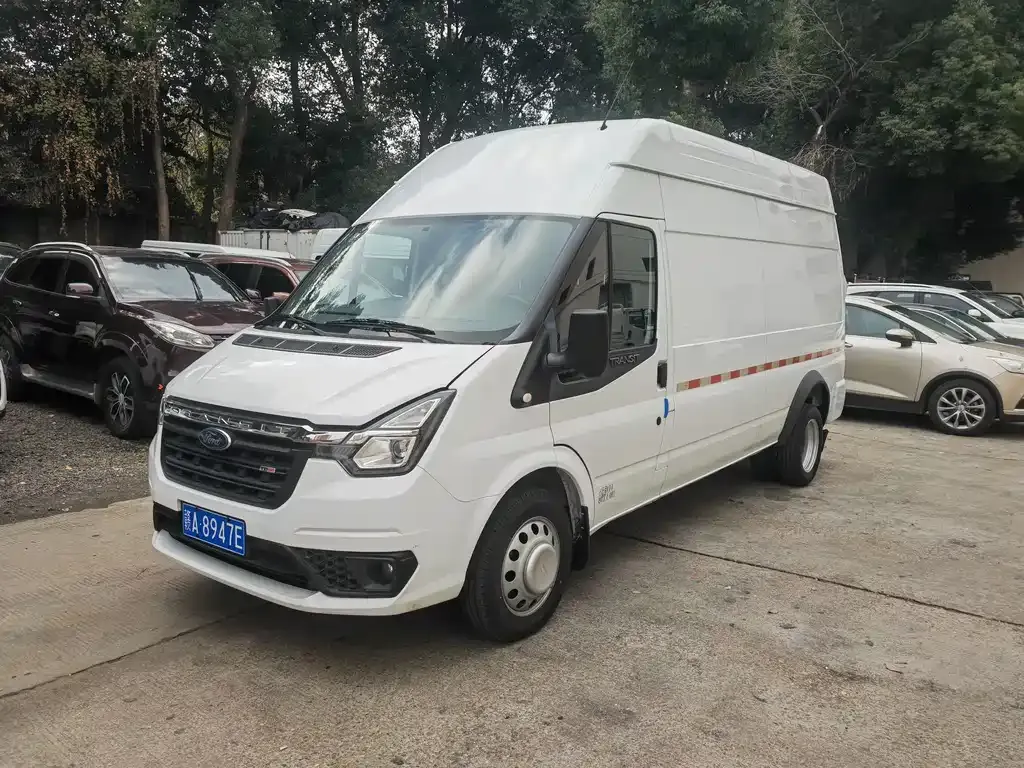 Ford Transit Custom 2025 из CN, фото 1
