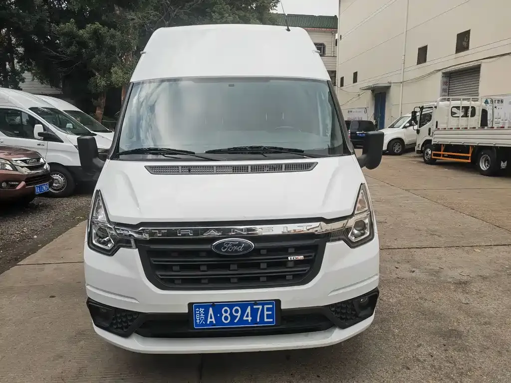 Ford Transit Custom 2025 из CN, фото 8