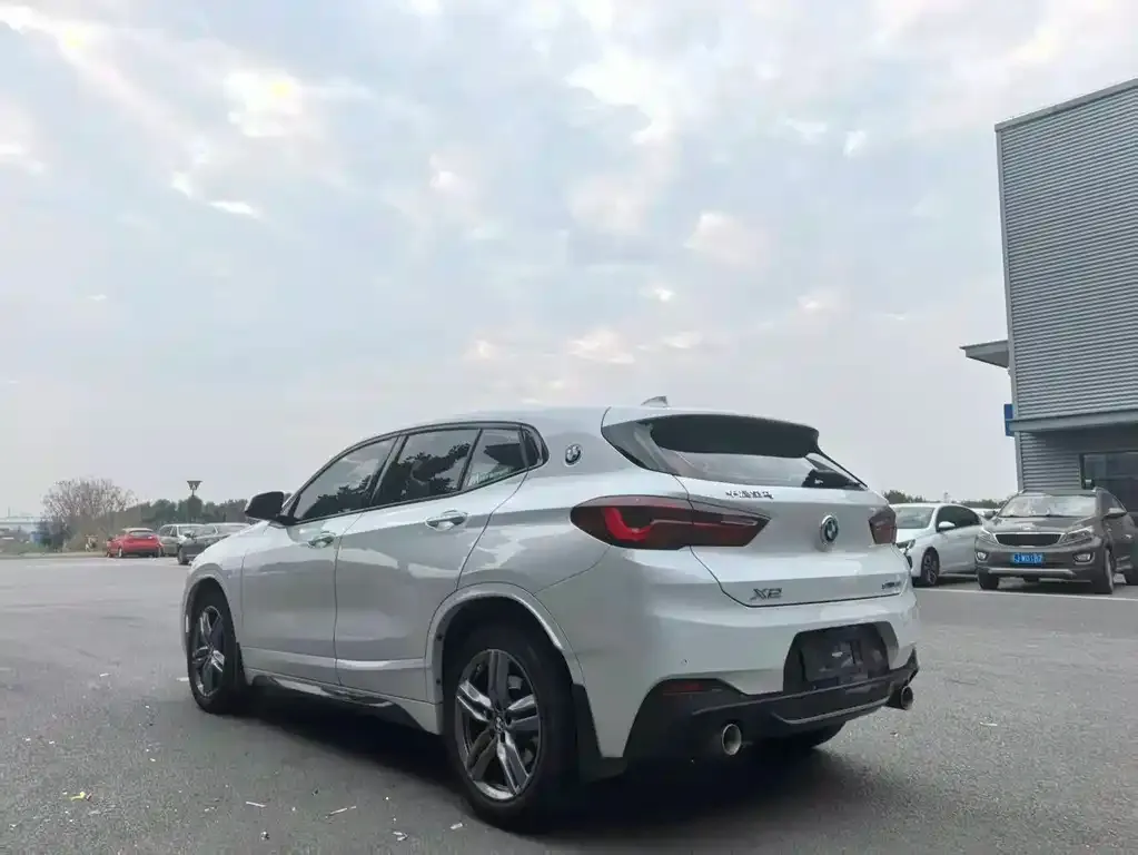 BMW X2 — фото 6