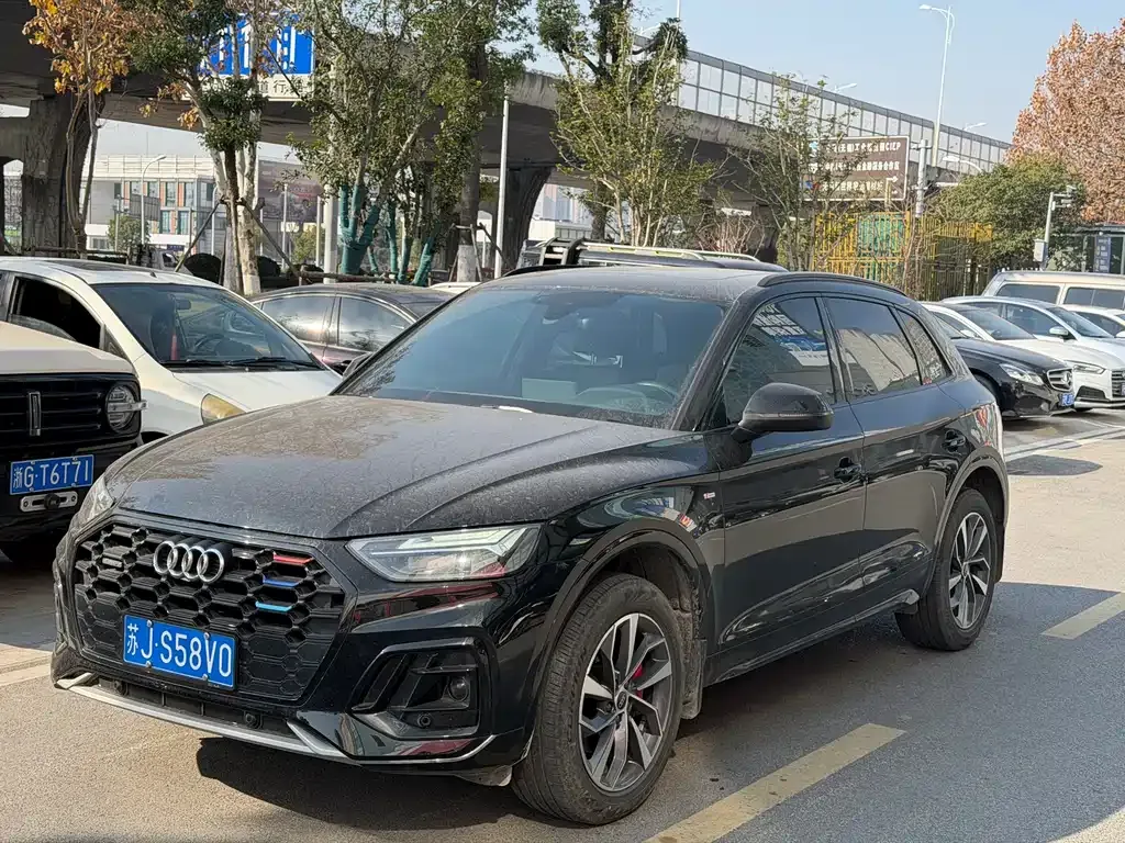 Audi Q5L 2024 из CN, фото 1