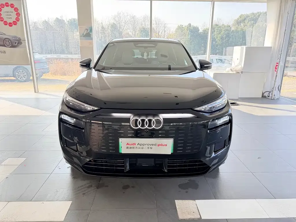 Audi Q6L e-tron — фото 7