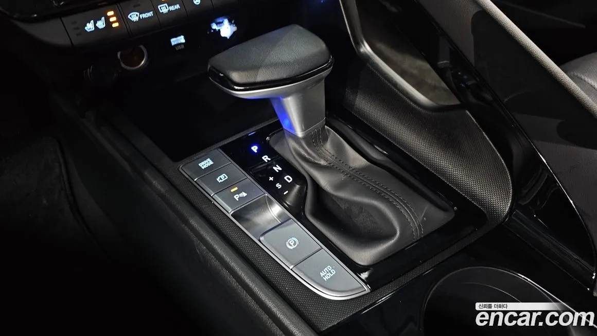 Hyundai AVANTE — фото 9