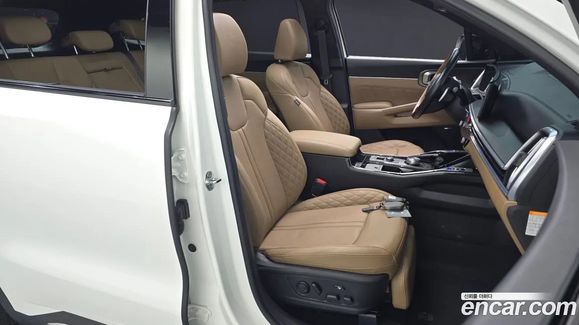 Kia Sorento — фото 8