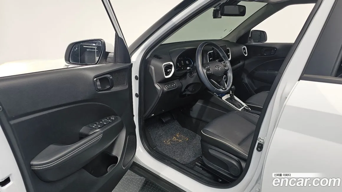 Hyundai Venue 2023 из KR, фото 10