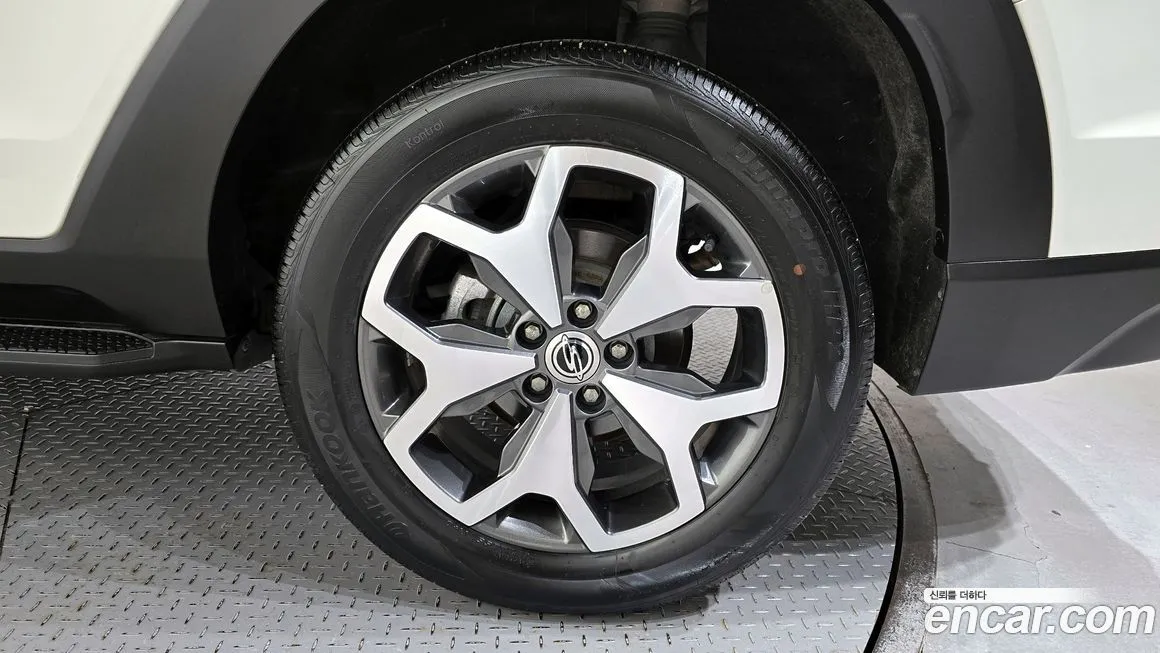 KG Mobility (Ssangyong) Torres 2023 из KR, фото 6