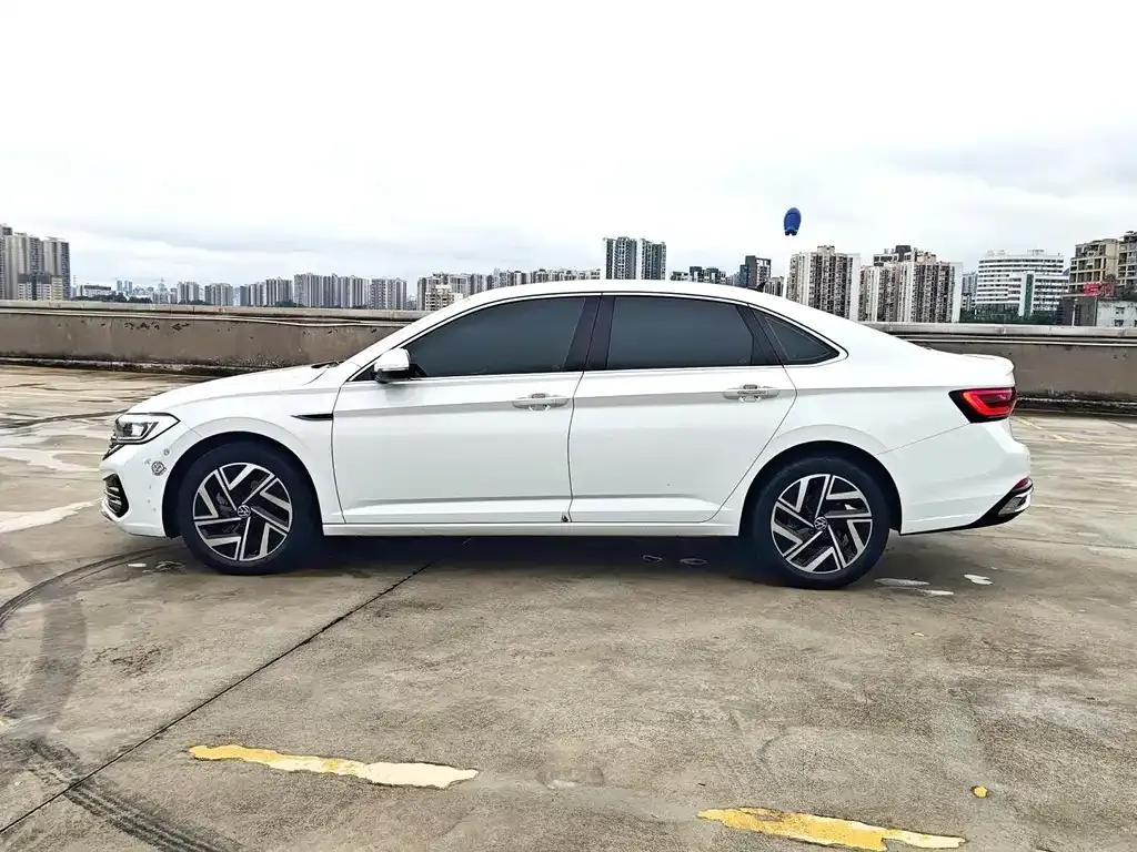 Volkswagen Sagitar 2023 из CN, фото 4