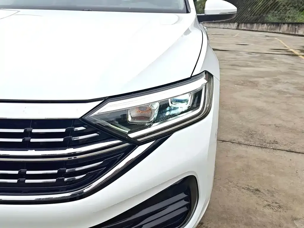 Volkswagen Sagitar 2023 из CN, фото 8