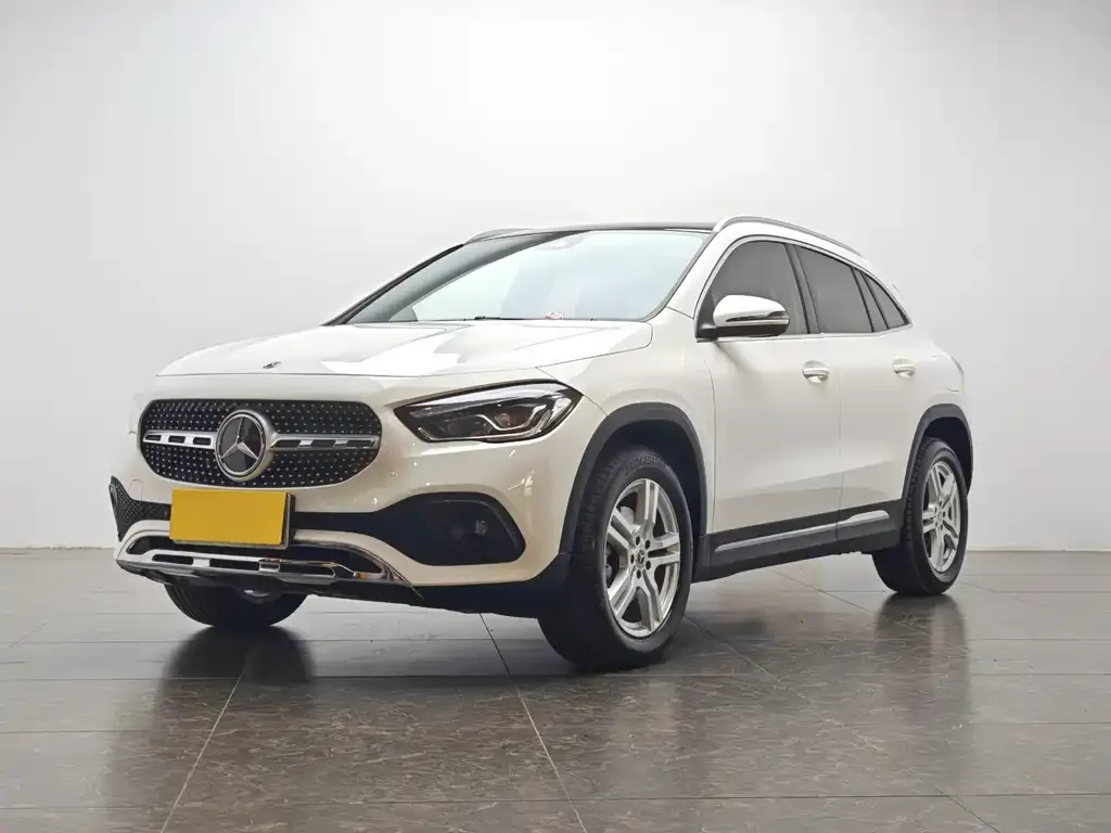 Mercedes-Benz GLA 2023 из CN, фото 1