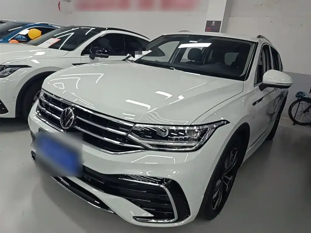 Volkswagen Tiguan L 2024 из CN, фото 1