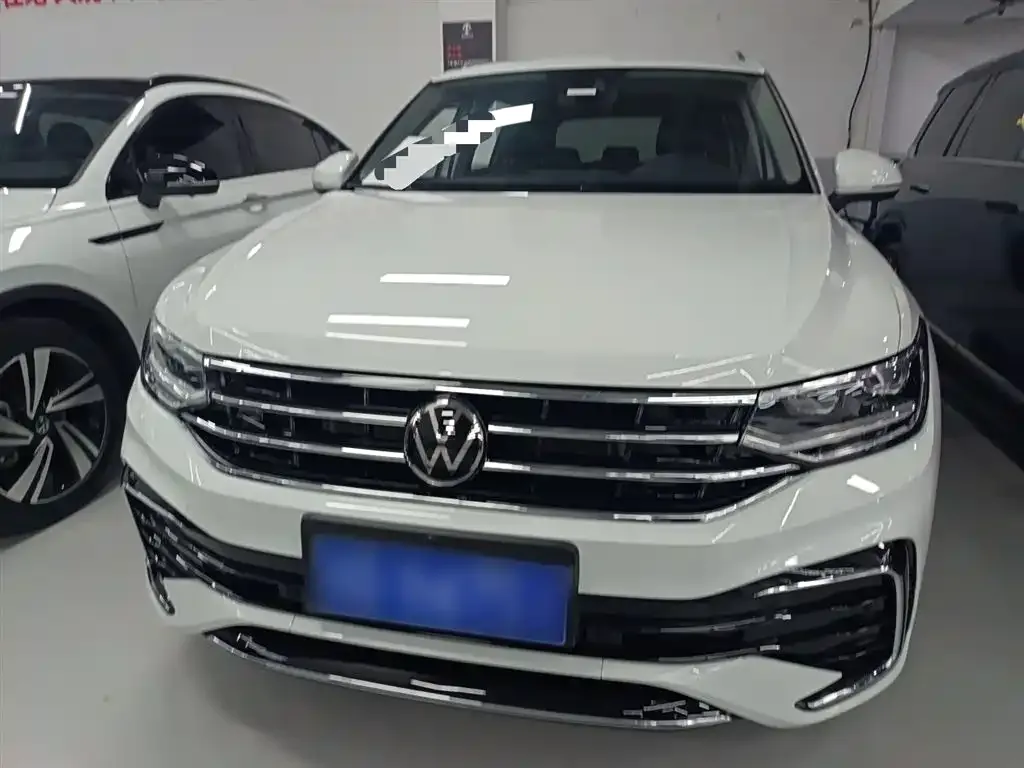 Volkswagen Tiguan L 2024 из CN, фото 10