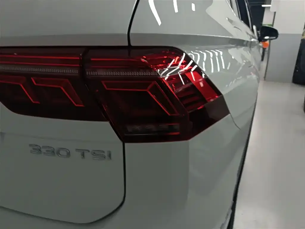 Volkswagen Tiguan L 2024 из CN, фото 2