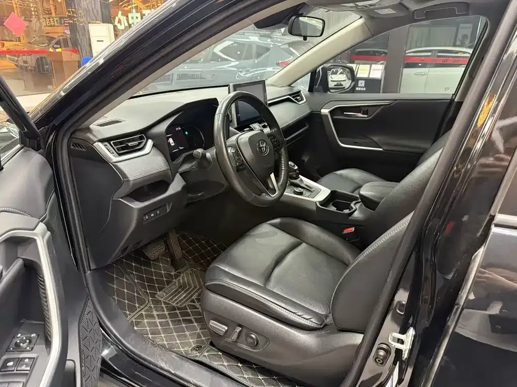 Toyota RAV4 2022 из CN, фото 6