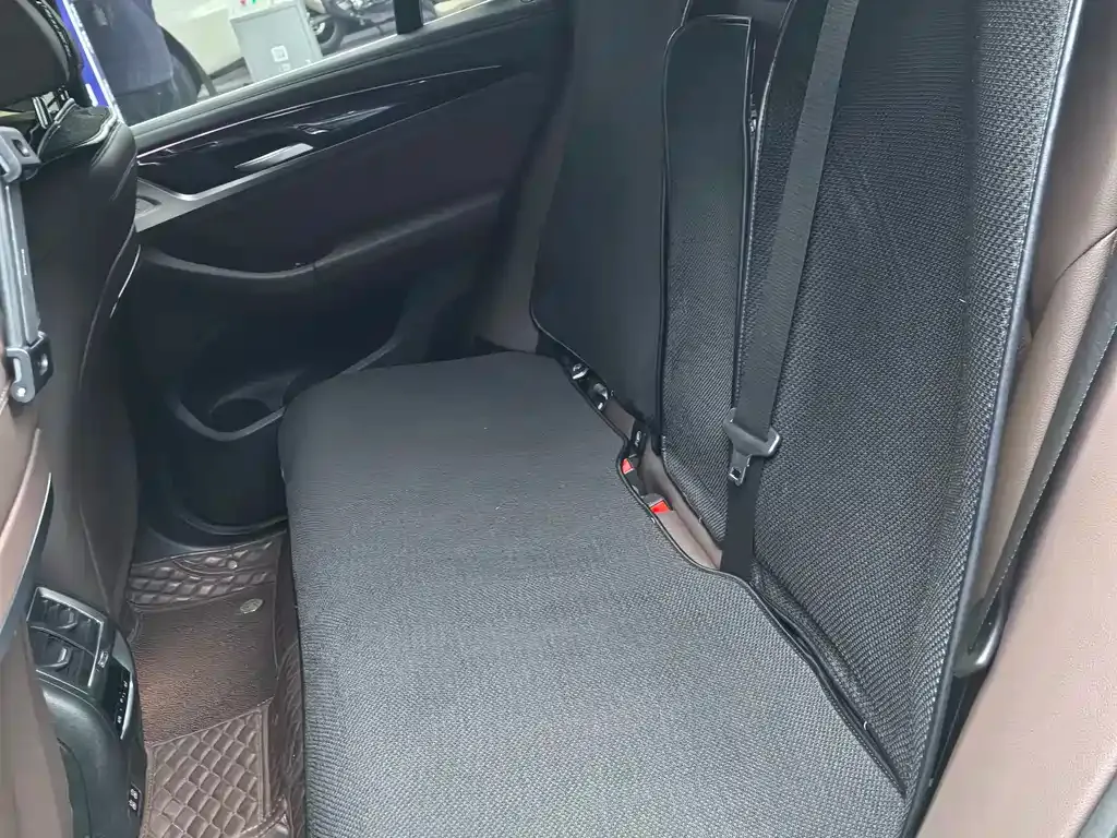 BMW iX3 2023 из CN, фото 6