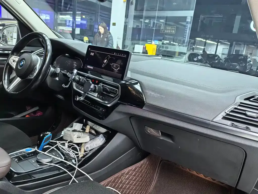 BMW iX3 2023 из CN, фото 5