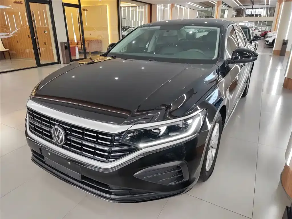 Volkswagen Passat 2023 из CN, фото 10